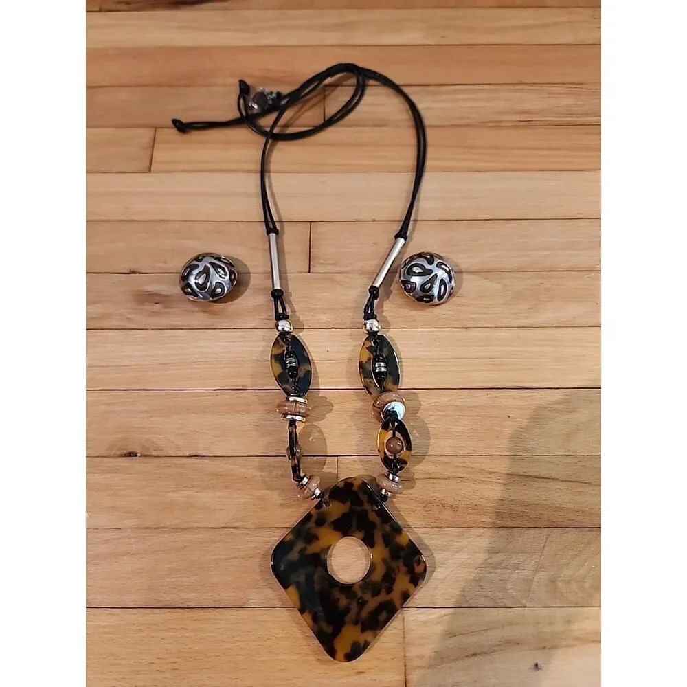 Leopard Statement Necklace and Clip On Earring Set Animal Print Chunky Black